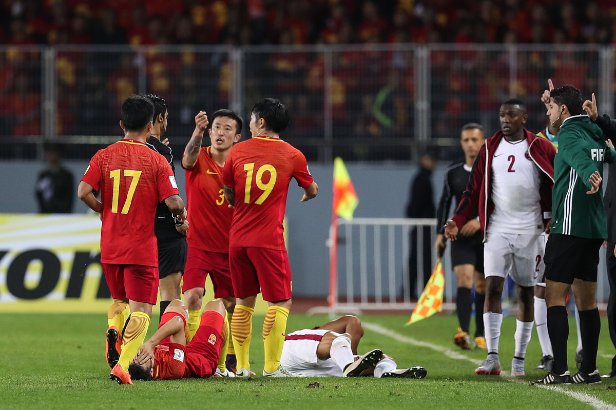 开云体育登录-关于足球比赛连环挑战，球队团结一致，气吞山河的信息