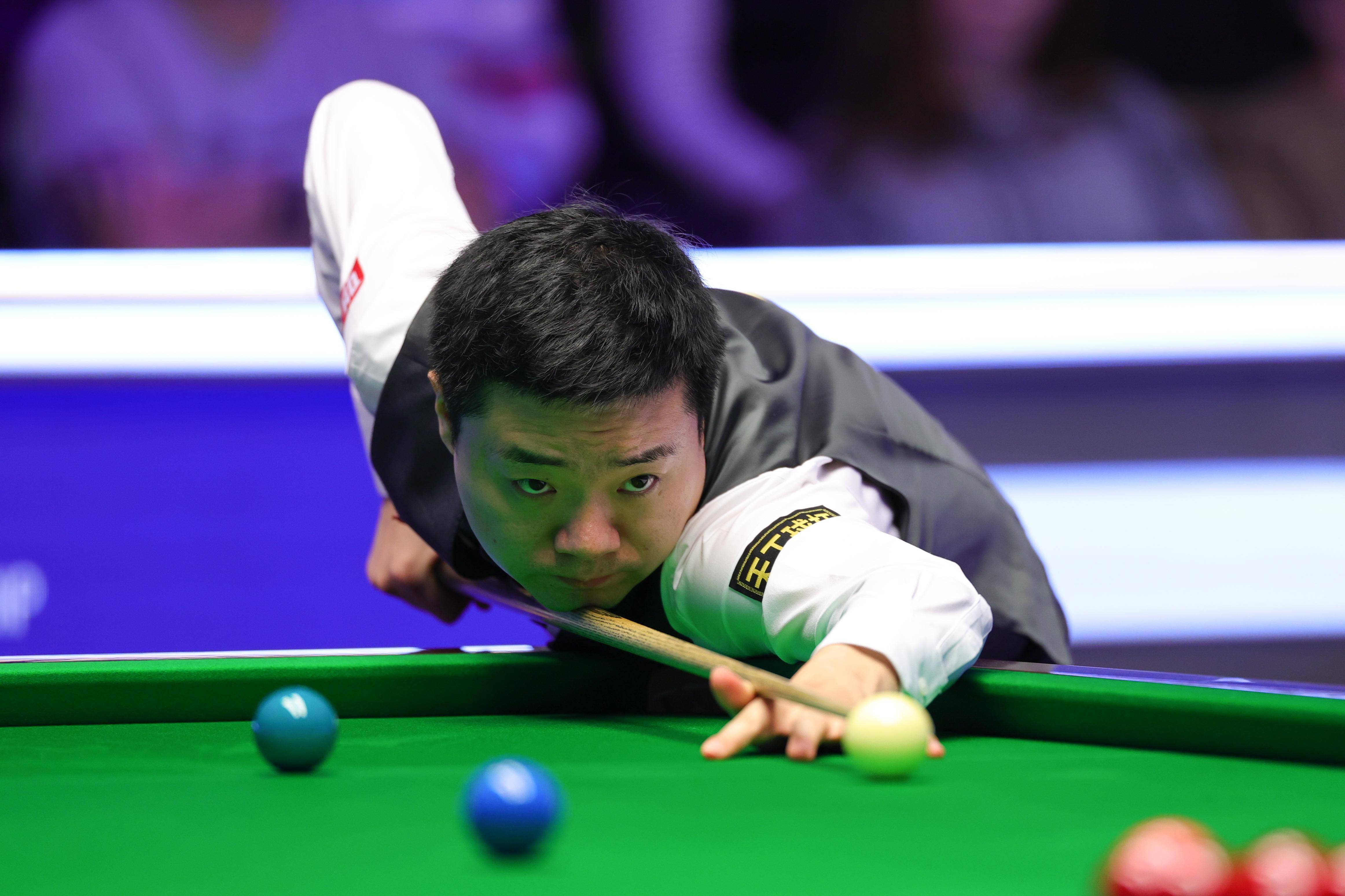 高水平比赛中明星球员们发挥亮眼