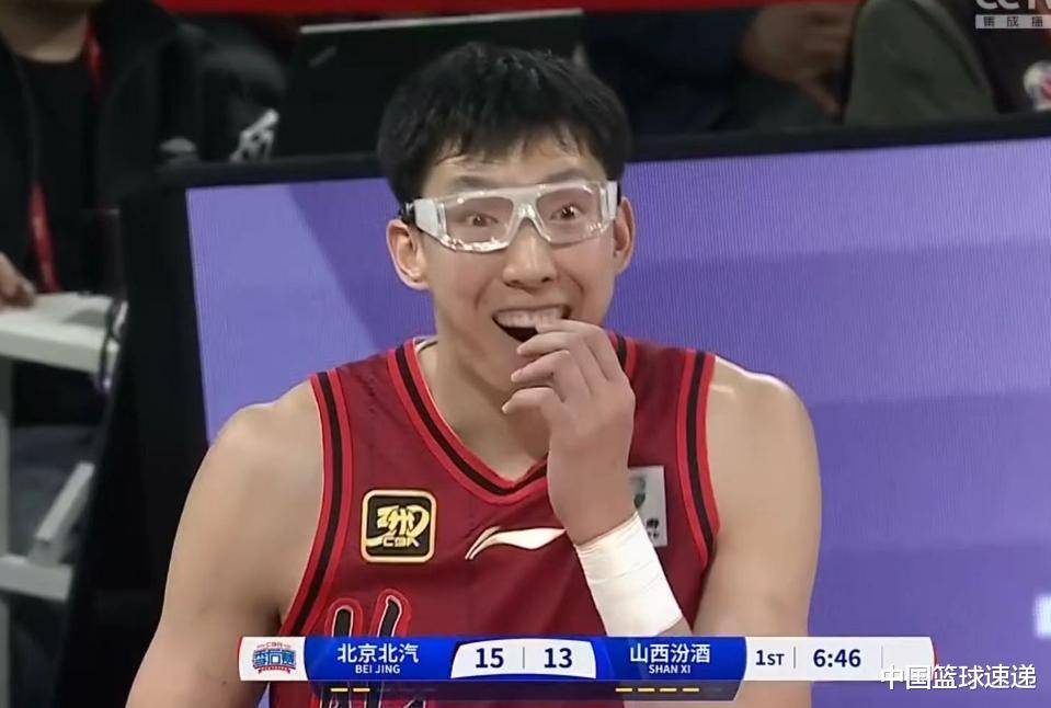 内线球员出色表现，助球队锁定胜局