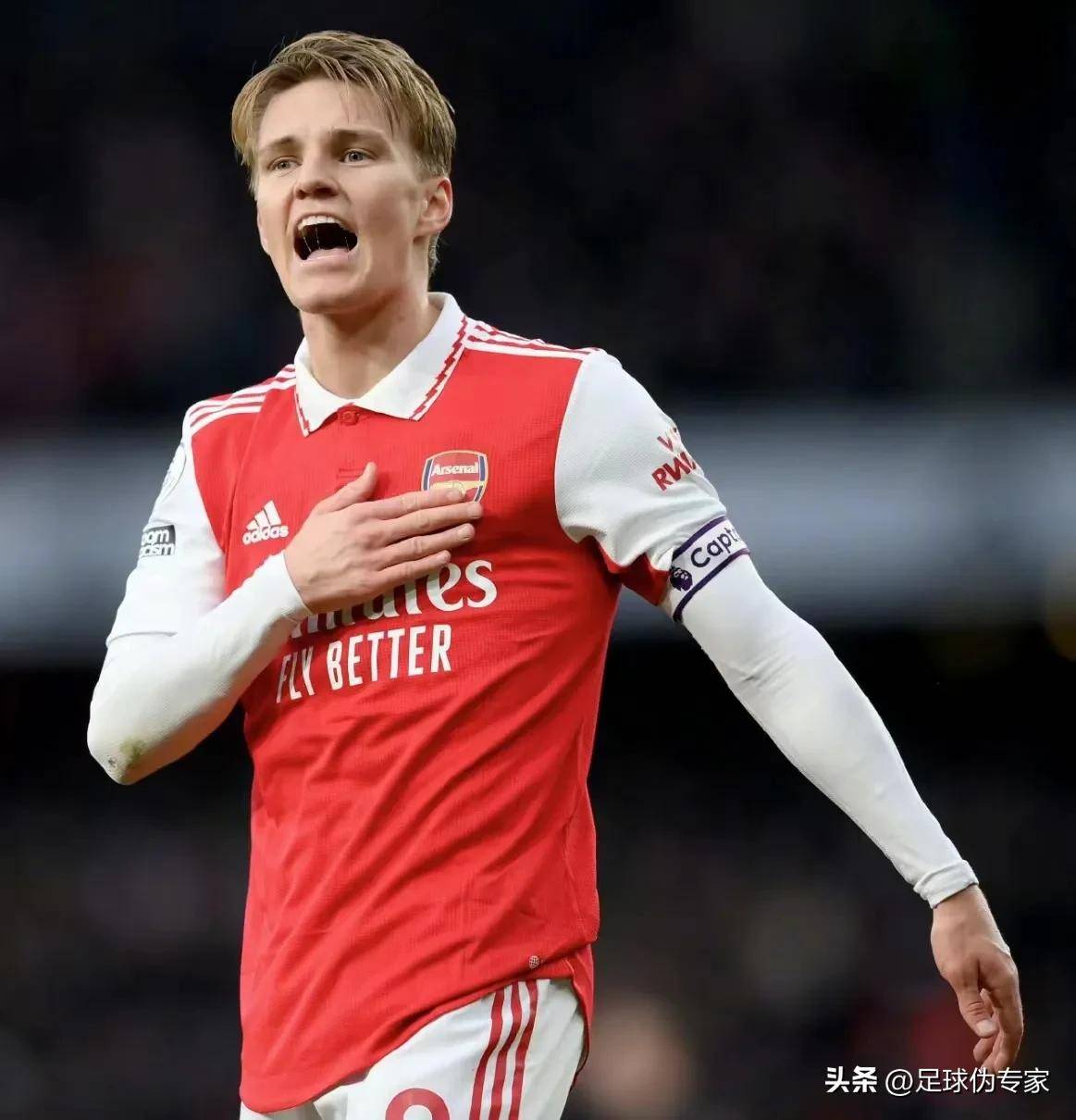 包含阿森纳边锋伤愈复出，球队攻击力大增的词条