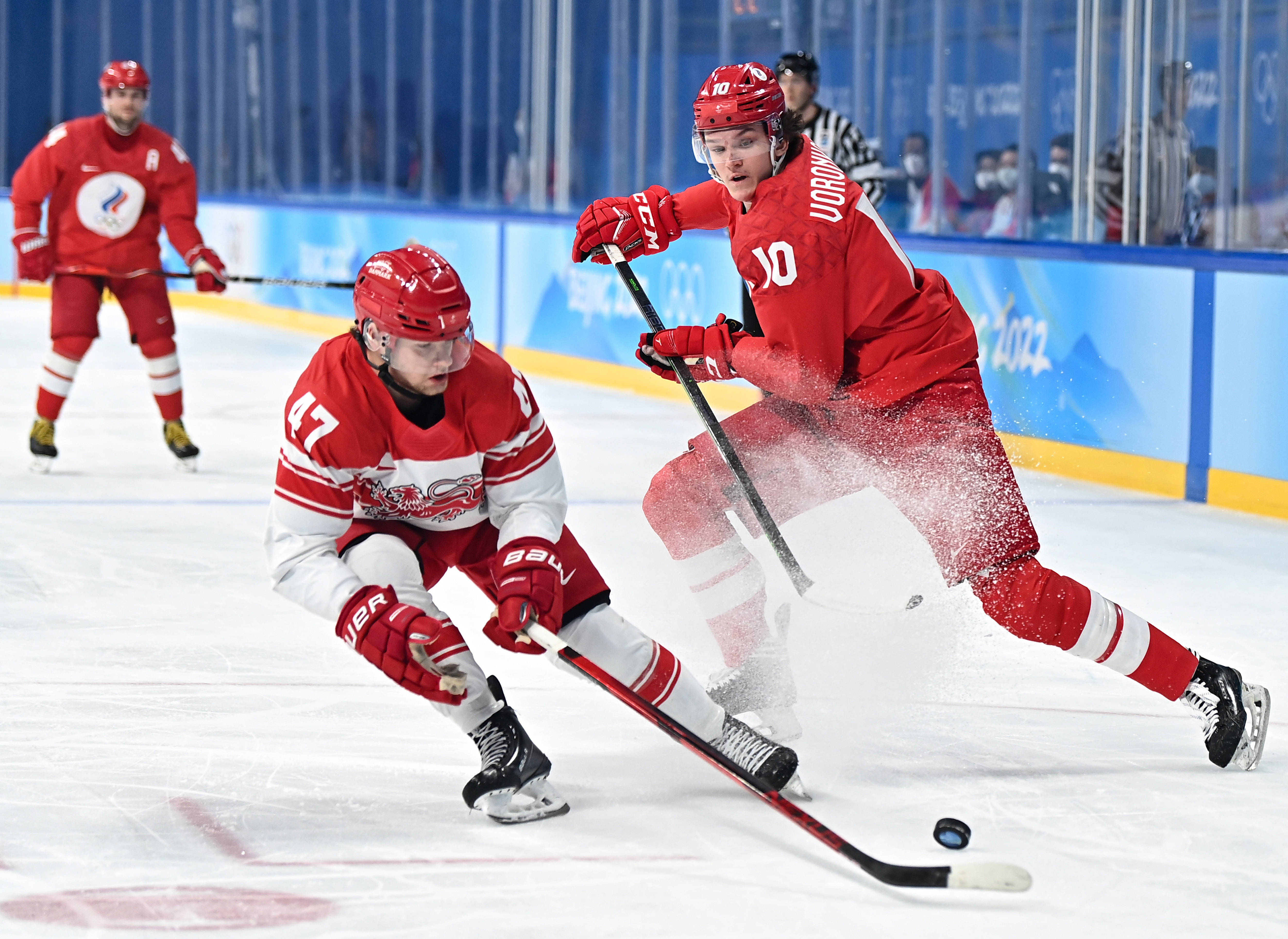 开云体育中国-俄罗斯队在对阵丹麦队的比赛中表现稳定