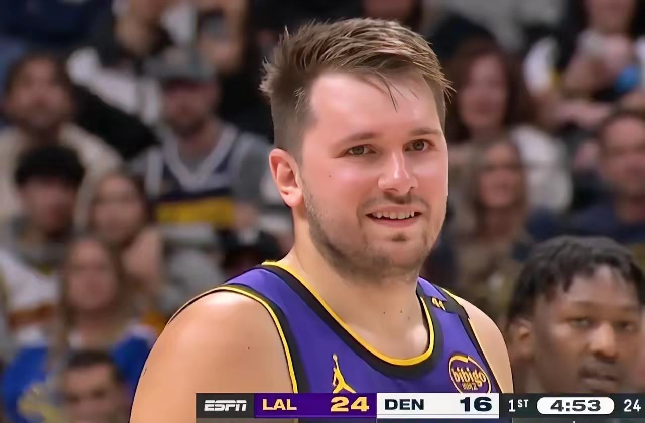 开云体育登录-湖人主教练激励士气，全队提振斗志