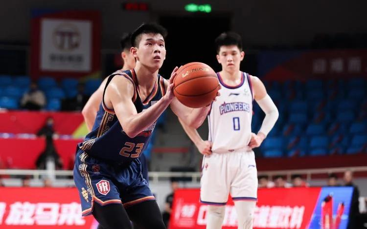 开云官网-贝内文托客场告捷，喜迎胜利