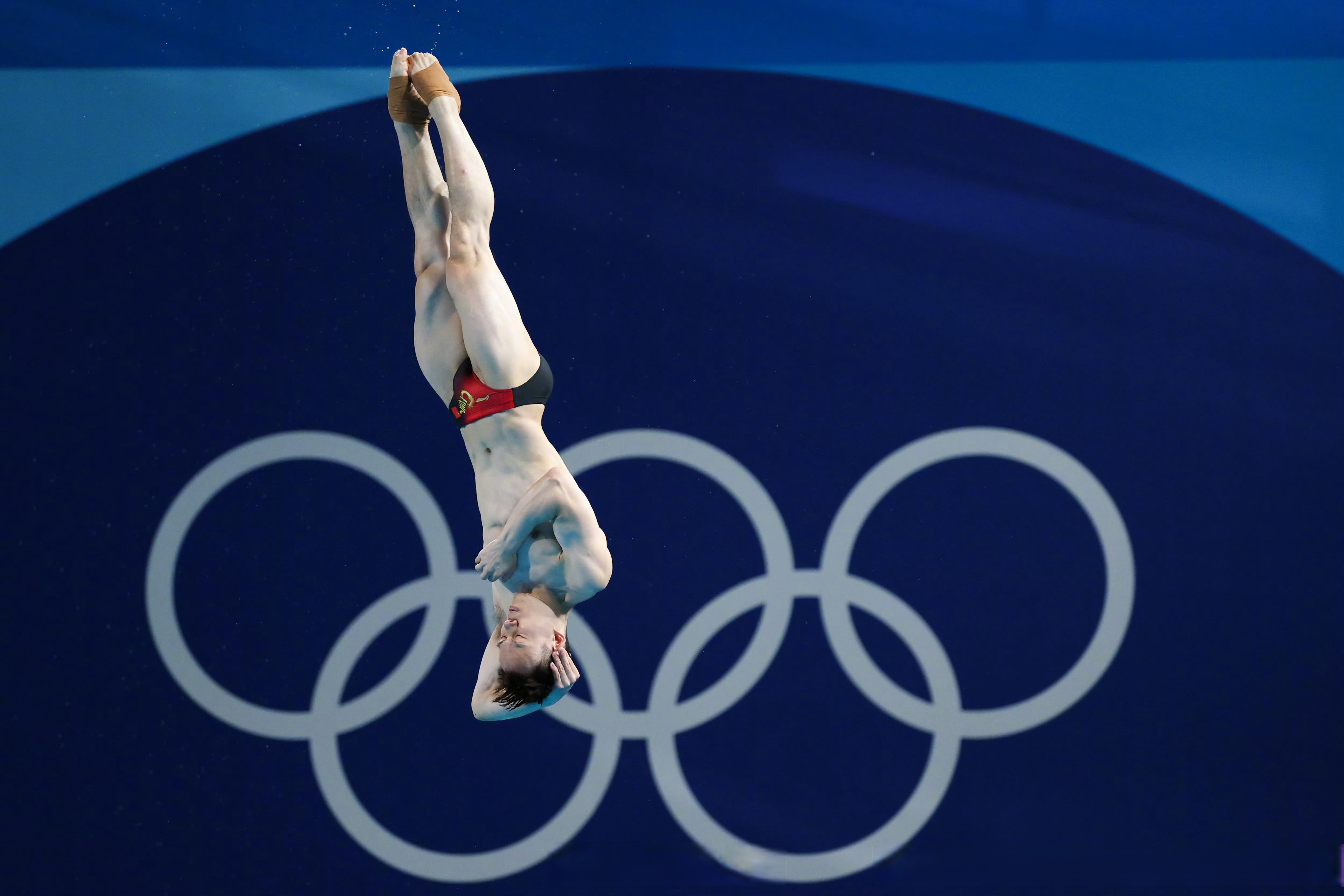 开云平台-包含捷克运动员大放异彩，斩获跳水比赛银牌的词条