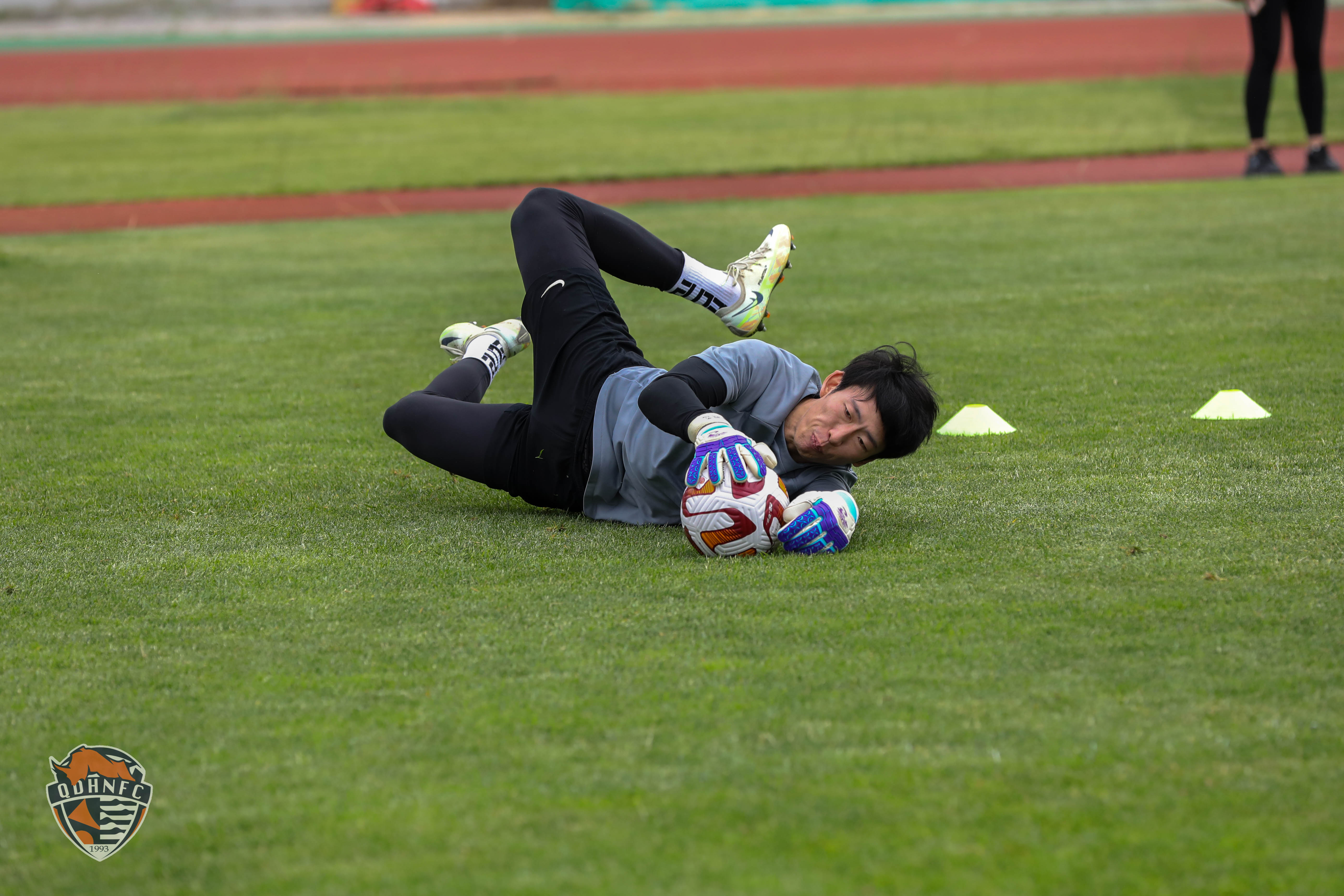 开云平台-热身赛击中痛点，球队备战全力以赴