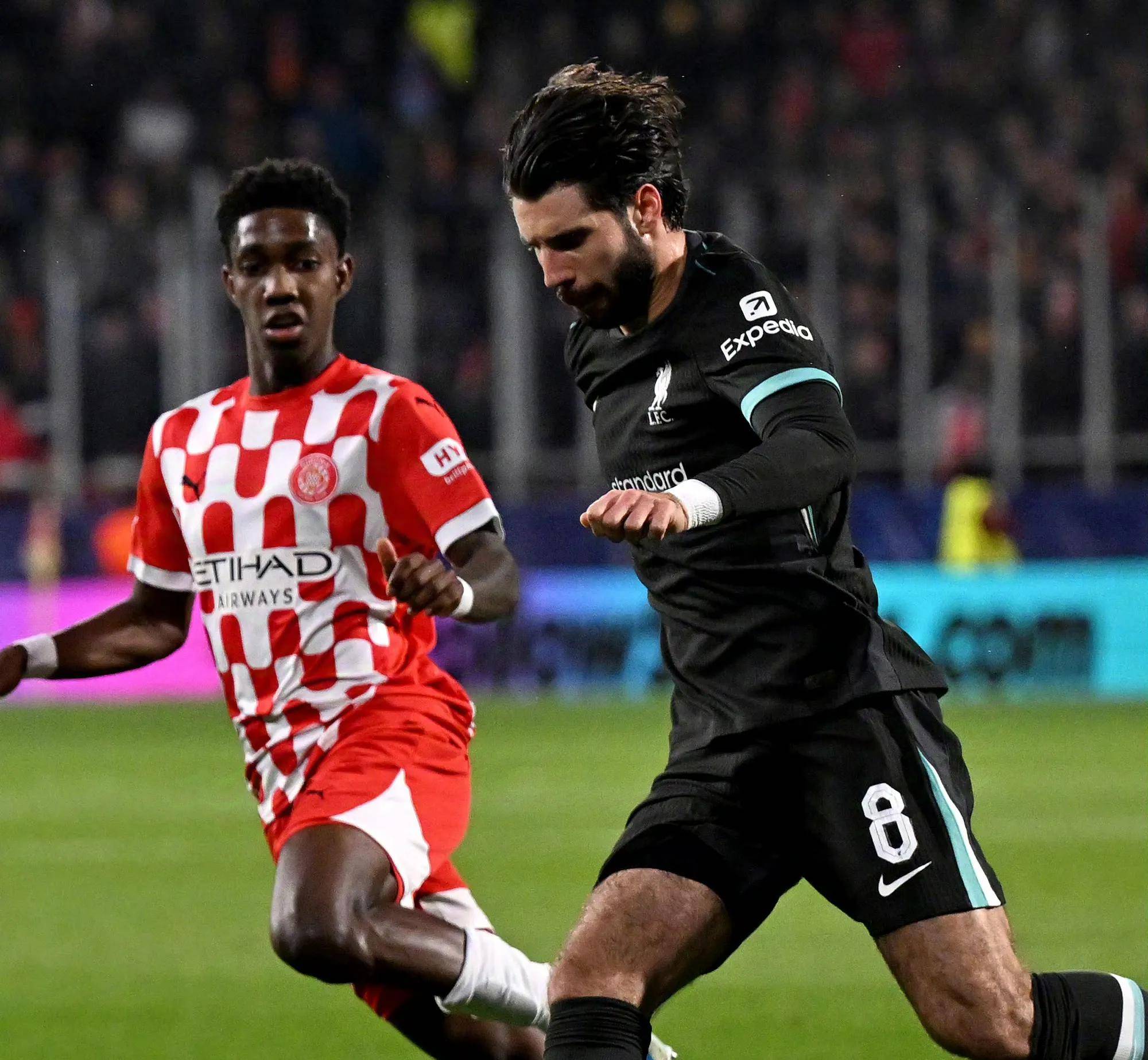 开云下载-里尔客场大胜，继续追赶前两名