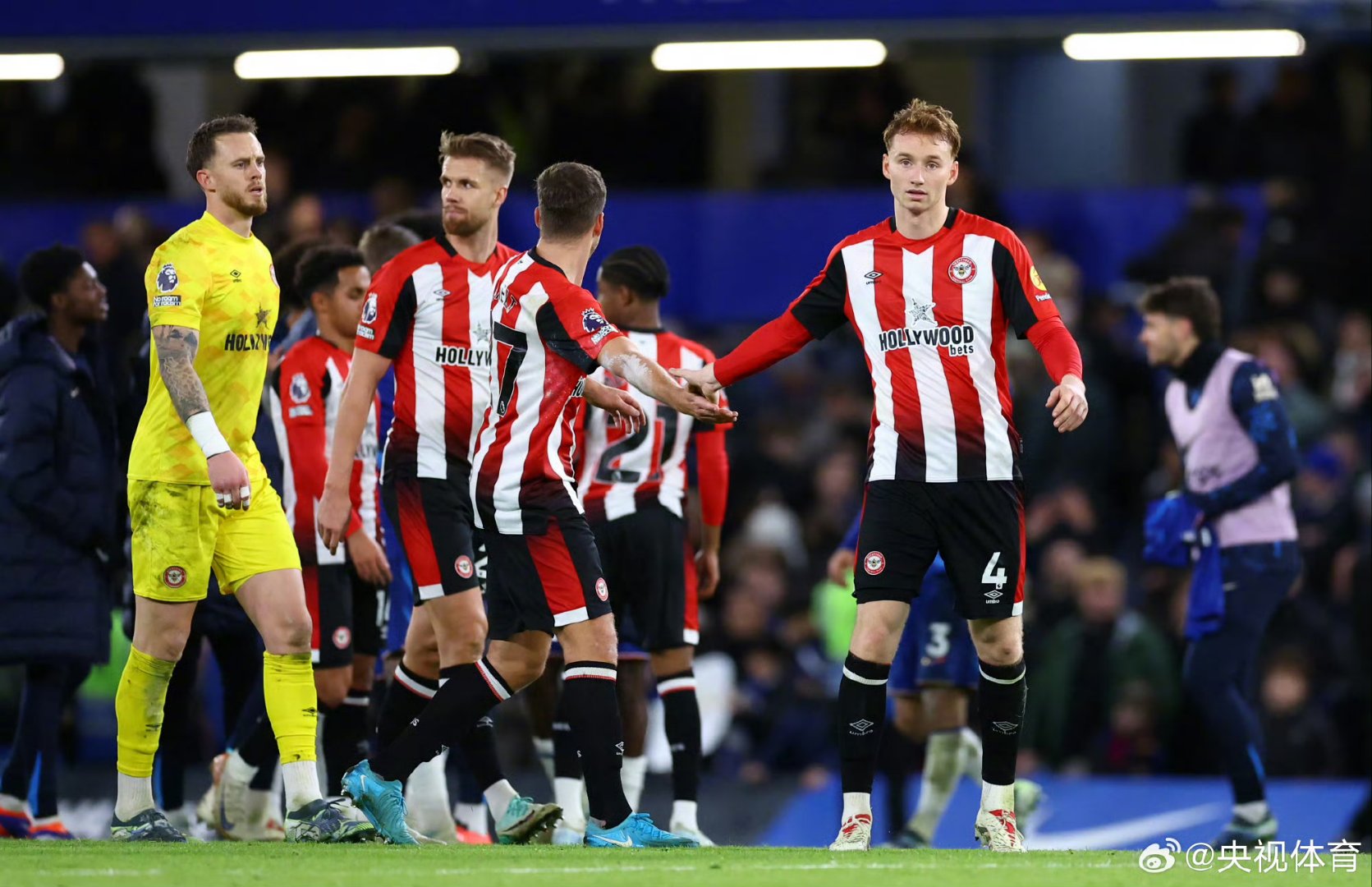 切尔西客场大胜，争夺前四愈发激烈