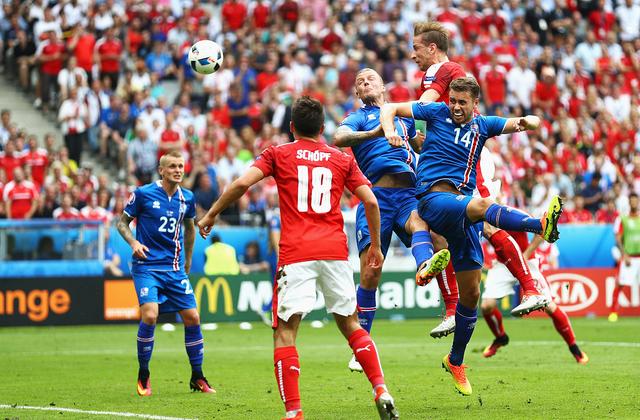 乌克兰淘汰爱尔兰，晋级欧洲杯四强