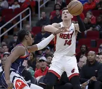 阿拉瓦斯主场豪取三分，连胜开启