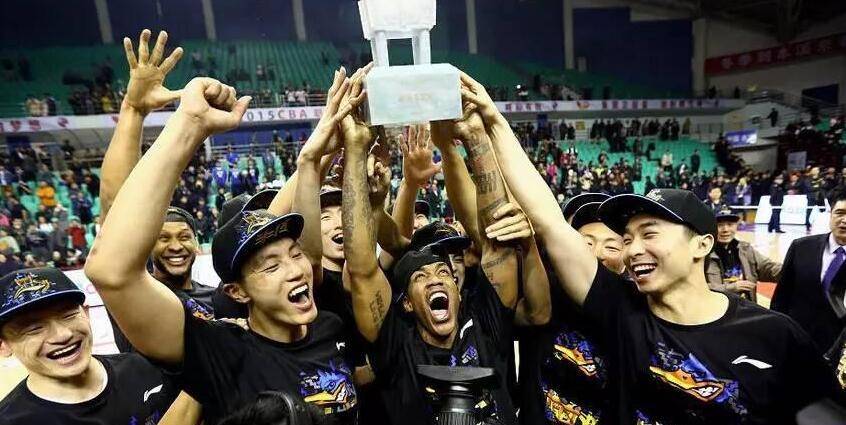 湖南队主教练调兵遣将确保阵容优势的简单介绍