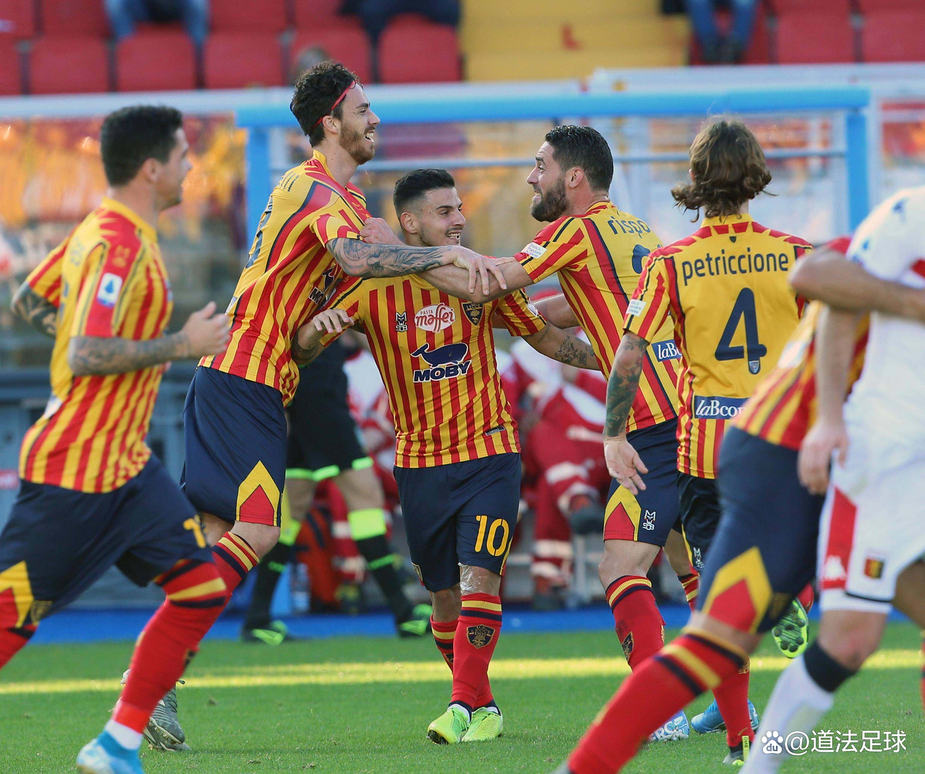 斯佩齐亚主场逼平佛罗伦萨，表现不俗