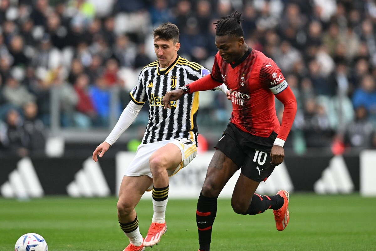 尤文图斯老将贝尔纳代斯基成欧冠焦点